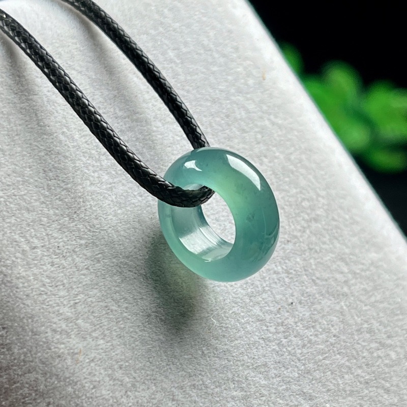Jewelry & Watches Store - Натуральный изумрудно-голубой кулон-оберег с бусиной удачи,