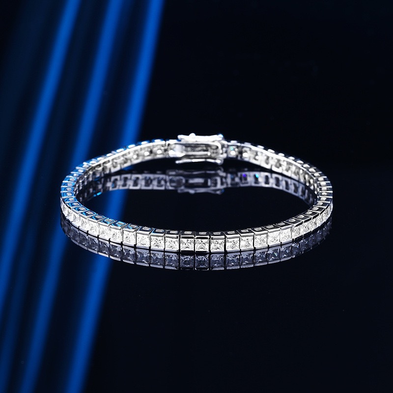 Брендовый модный теннисный бра – обзор и цена Tennis Bracelet Cubic